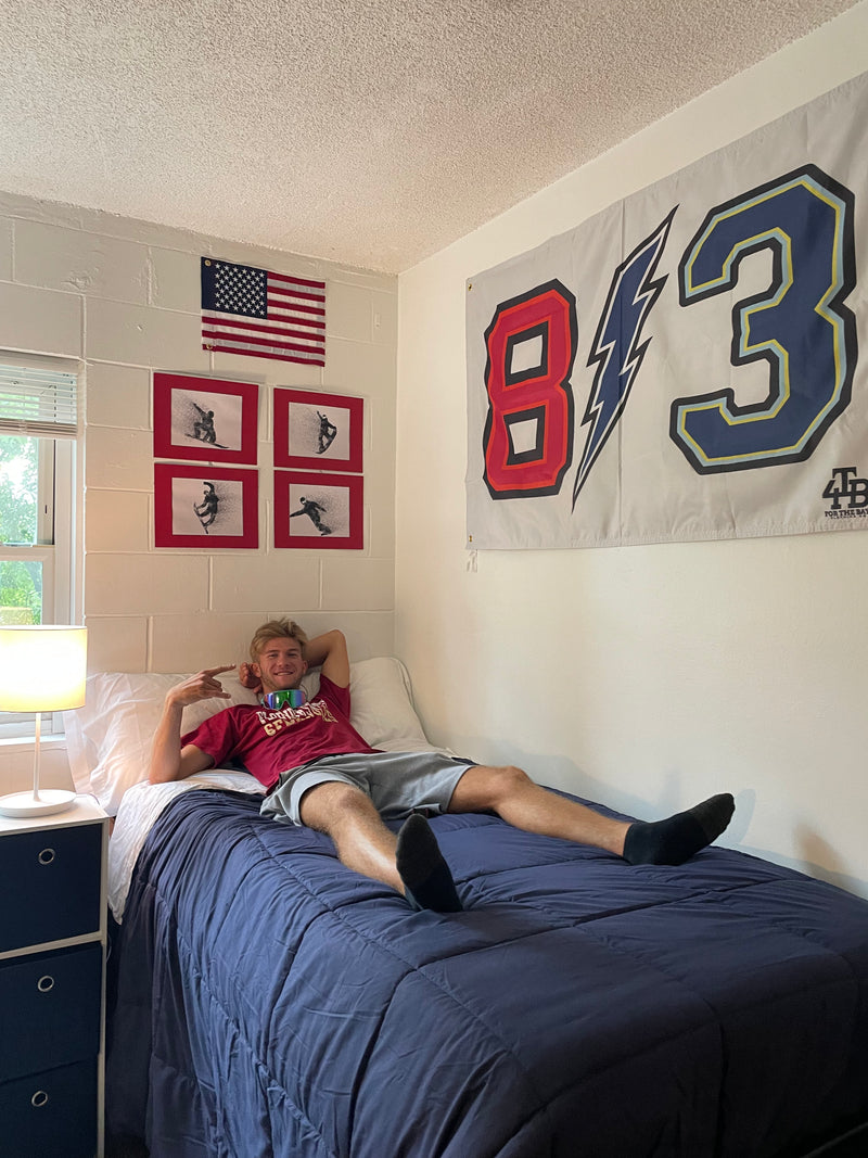 813 FLAG